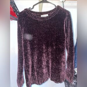 purple very cozy sweater for women, very stylish for winter.